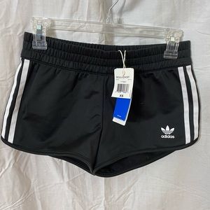 Adidas shorty shorts.